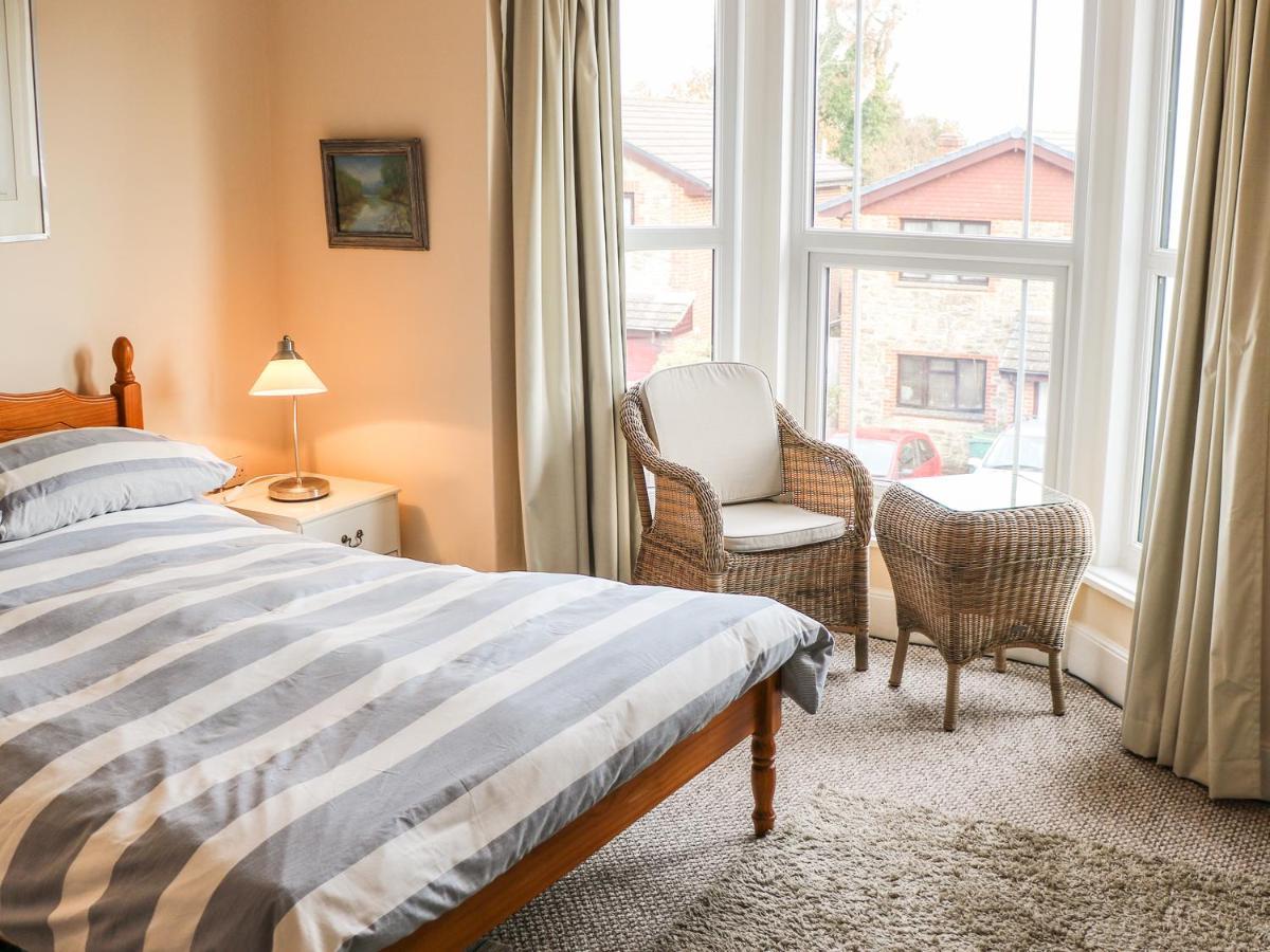 Dovedale Villa Ryde  Bagian luar foto